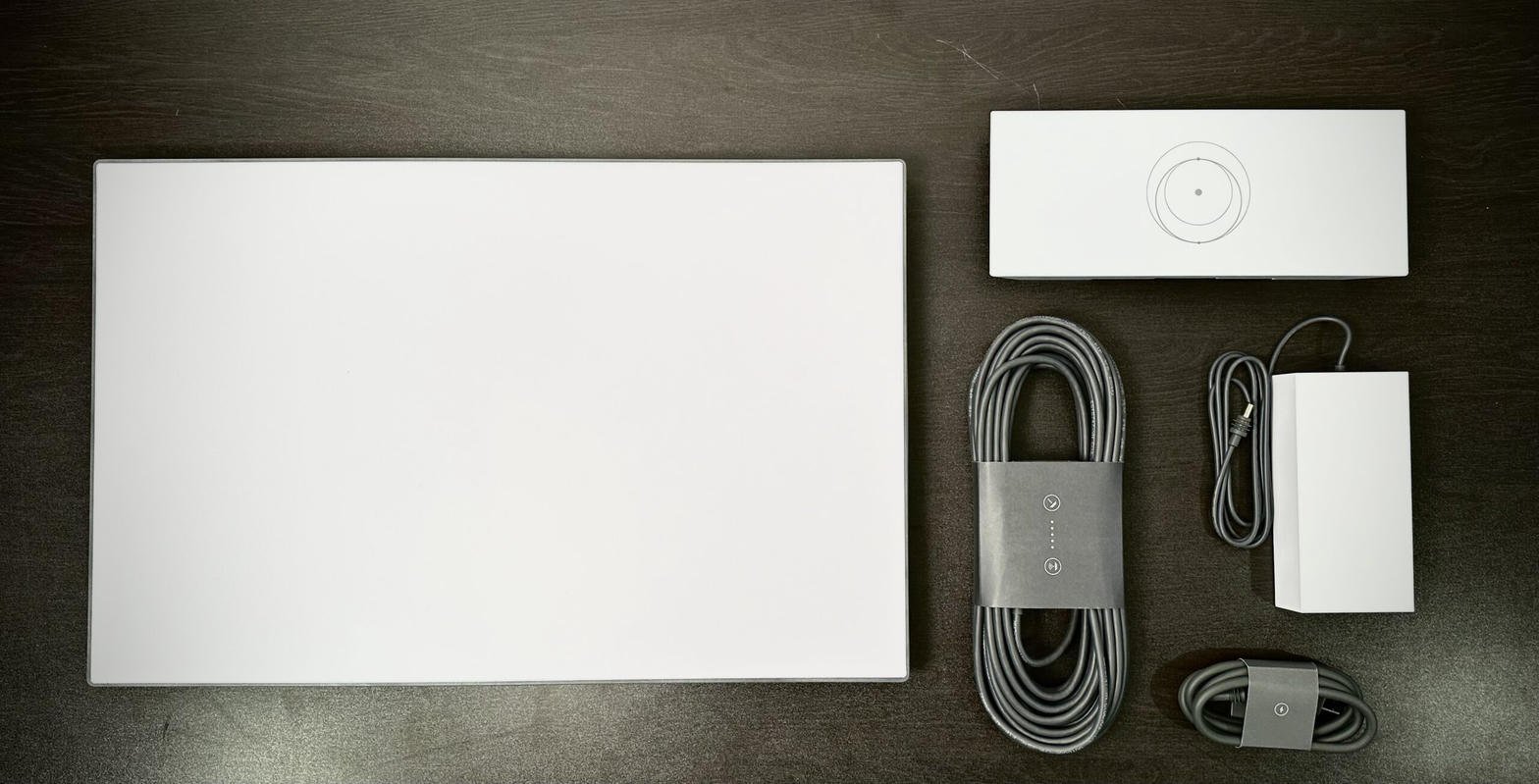 Zestaw Starlink Standard: antena Gen 3, router, kable i zasilacz